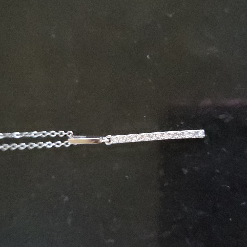 Elegant 925 Sterling Silver Pendant Necklace - Picture 5 of 7